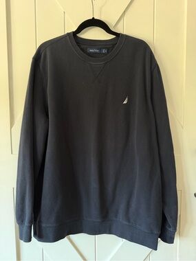 Nautica Men's Crewneck Sweatshirt in Dark Navy with White Logo